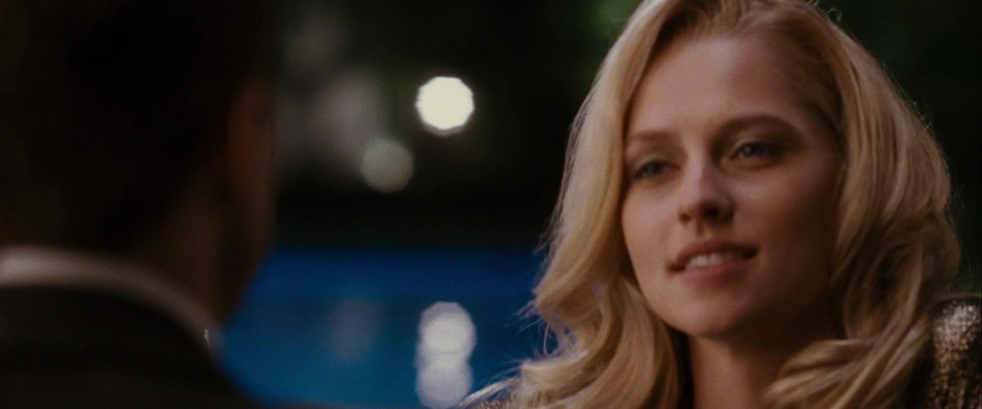 Take_Me_Home_Tonight_2011_1080p__09176.jpg