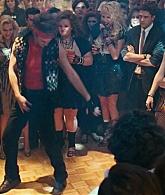 Take_Me_Home_Tonight_2011_1080p__05107.jpg