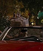 Take_Me_Home_Tonight_2011_1080p__06743.jpg