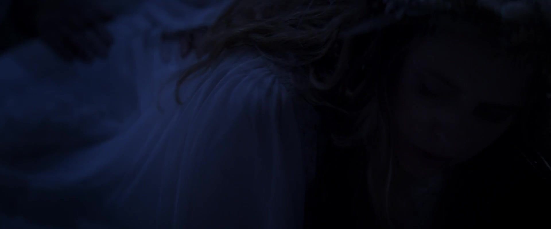 adoringteresap_thetwins_caps_1830.jpg