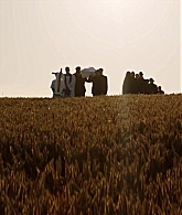 adoringteresap_thetwins_caps_0375.jpg