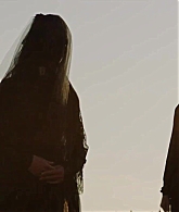 adoringteresap_thetwins_caps_0376.jpg