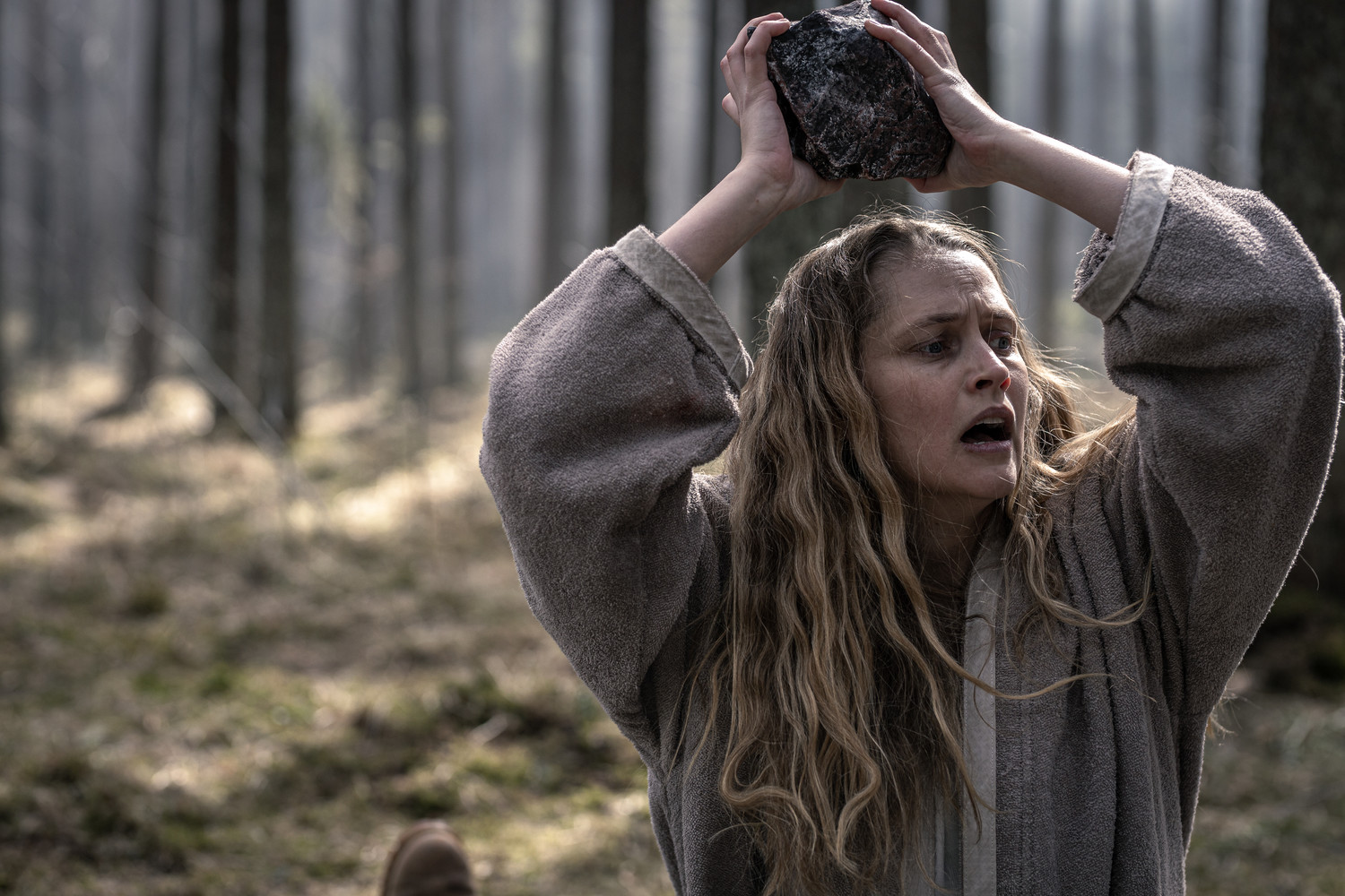 adoringteresap_thetwin_stills_008-1.jpg