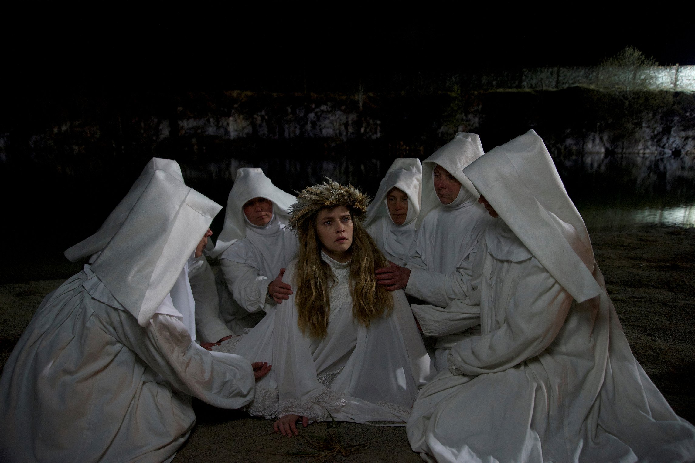 adoringteresap_thetwin_stills_009-1.jpg adoringteresap_thetwin_stills_009-1.jpg