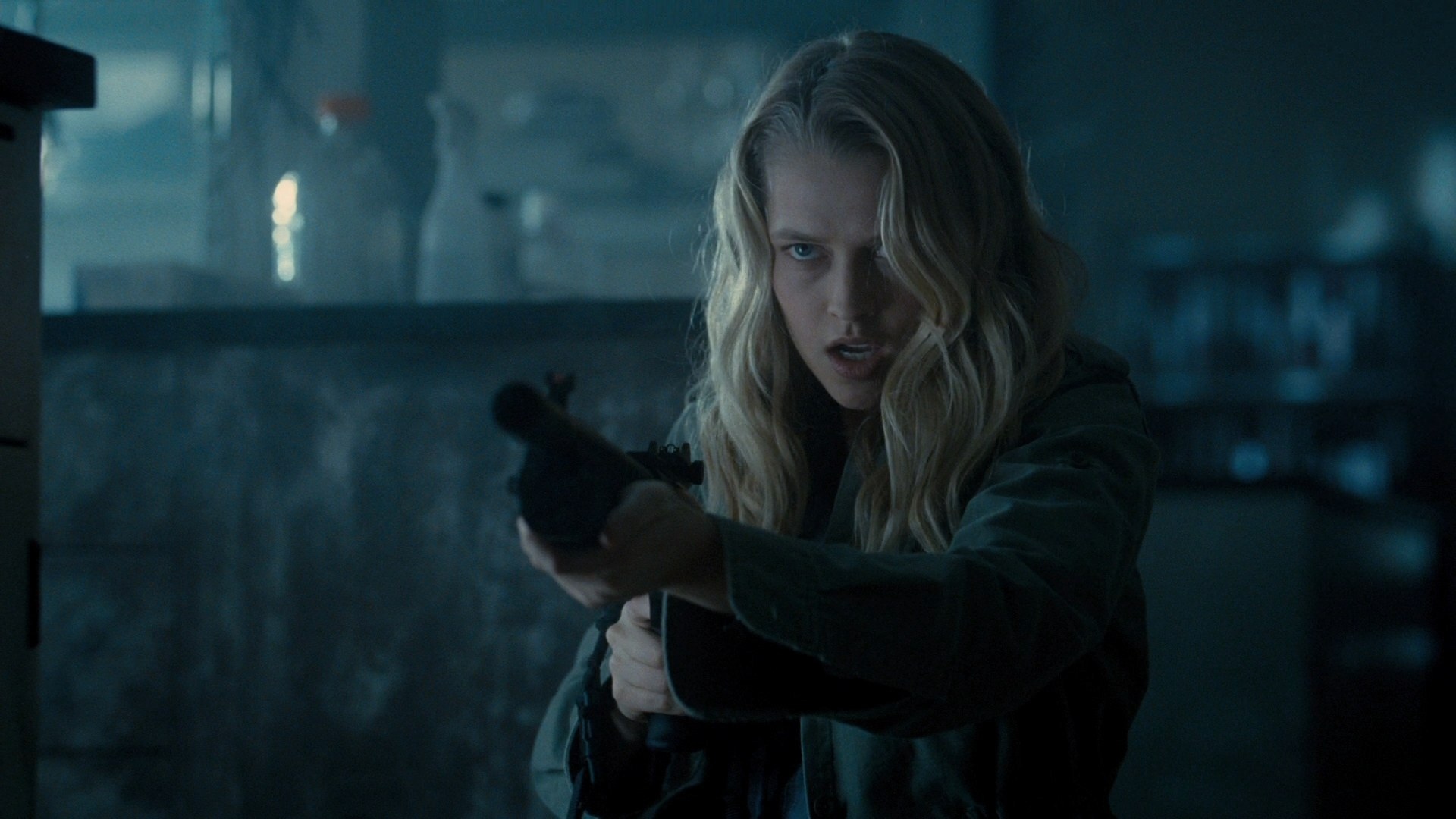 adoringteresap_warmbodies_caps_0016.jpg