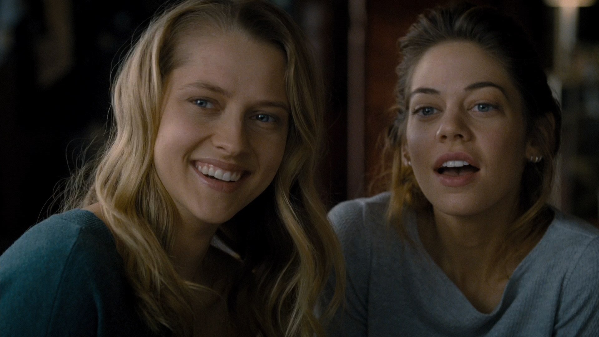 adoringteresap_warmbodies_caps_0381.jpg