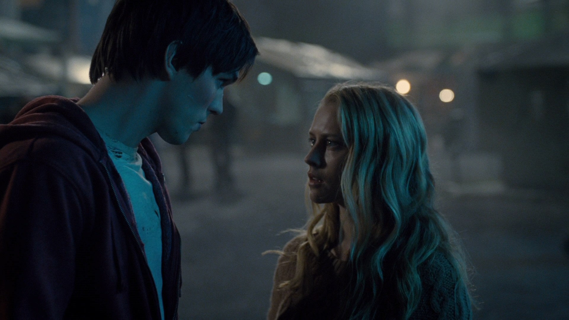 adoringteresap_warmbodies_caps_0408.jpg adoringteresap_warmbodies_caps_0408.jpg