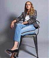 PizzaHutt_Portraits_Set003_ComicCon_2018_28929.jpg
