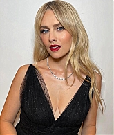 adoringteresap_2024_eltonjohnparty_2.jpg