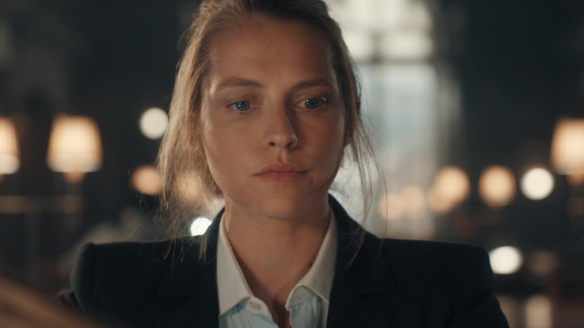 A_Discovery_of_Witches_S01E01_1080p_ATP_1373.jpg A_Discovery_of_Witches_S01E01_1080p_ATP_1373.jpg