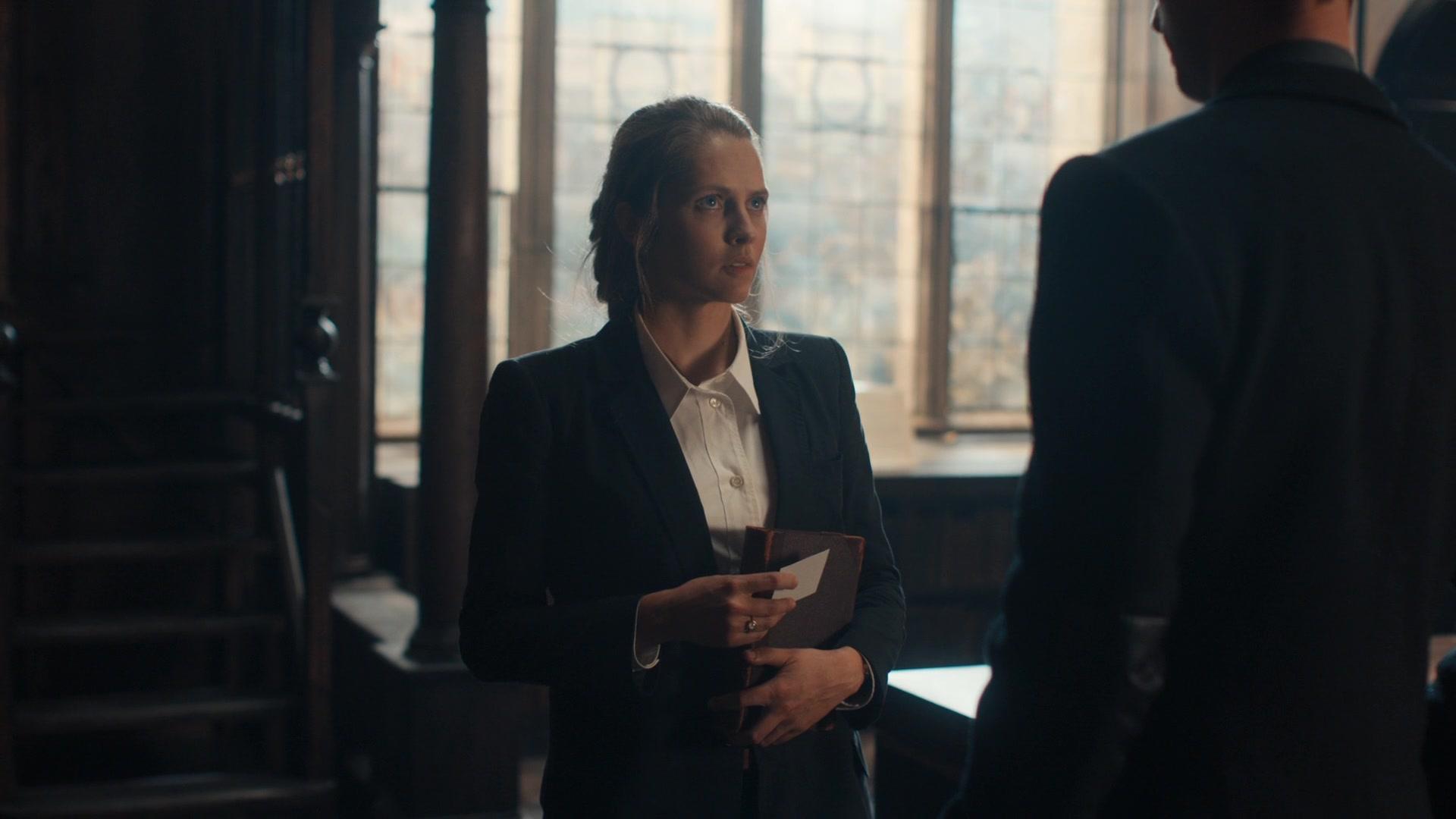 A_Discovery_of_Witches_S01E01_1080p_ATP_3751.jpg A_Discovery_of_Witches_S01E01_1080p_ATP_3751.jpg