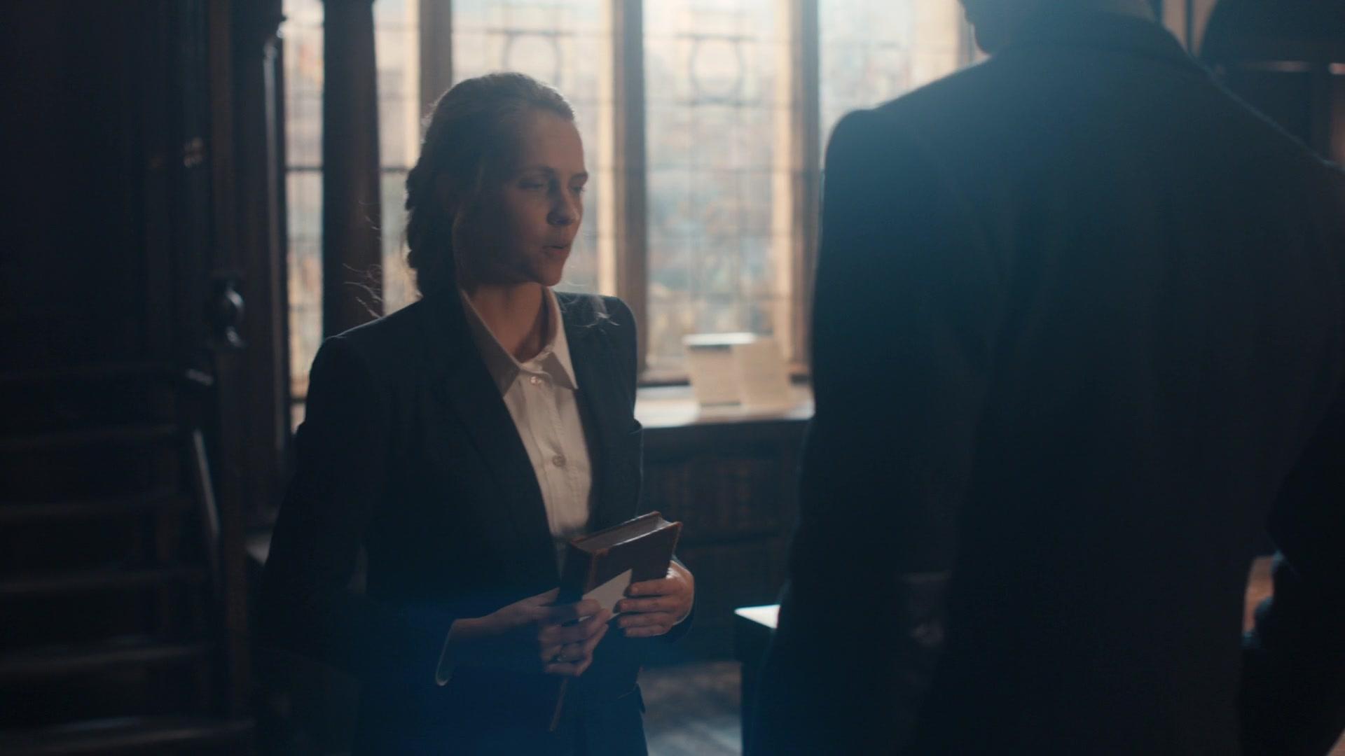 A_Discovery_of_Witches_S01E01_1080p_ATP_3862.jpg