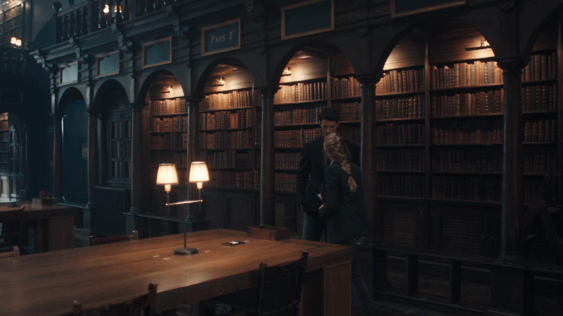 A_Discovery_of_Witches_S01E01_1080p_ATP_3863.jpg A_Discovery_of_Witches_S01E01_1080p_ATP_3863.jpg
