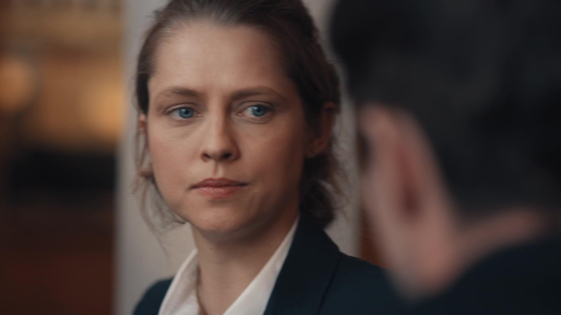 A_Discovery_of_Witches_S01E01_1080p_ATP_4348.jpg A_Discovery_of_Witches_S01E01_1080p_ATP_4348.jpg