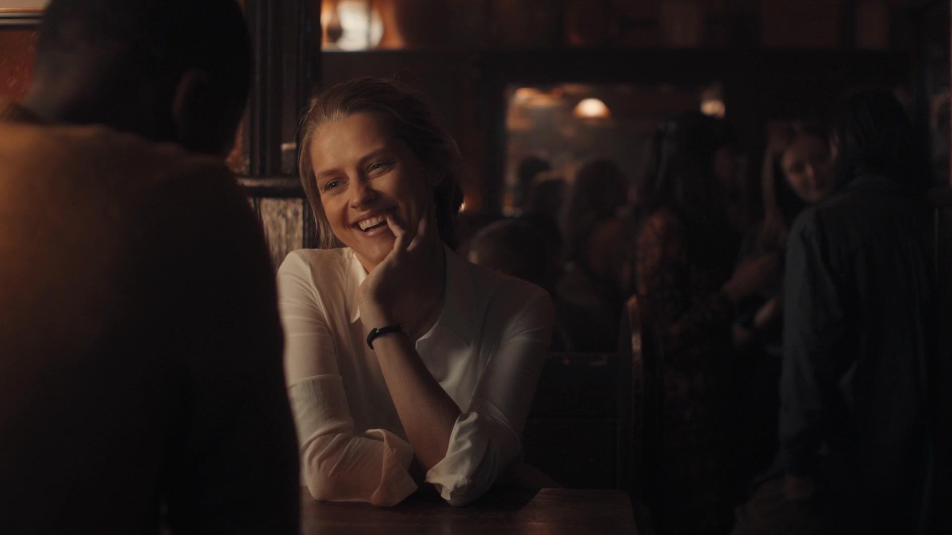 A_Discovery_of_Witches_S01E01_1080p_ATP_4519.jpg
