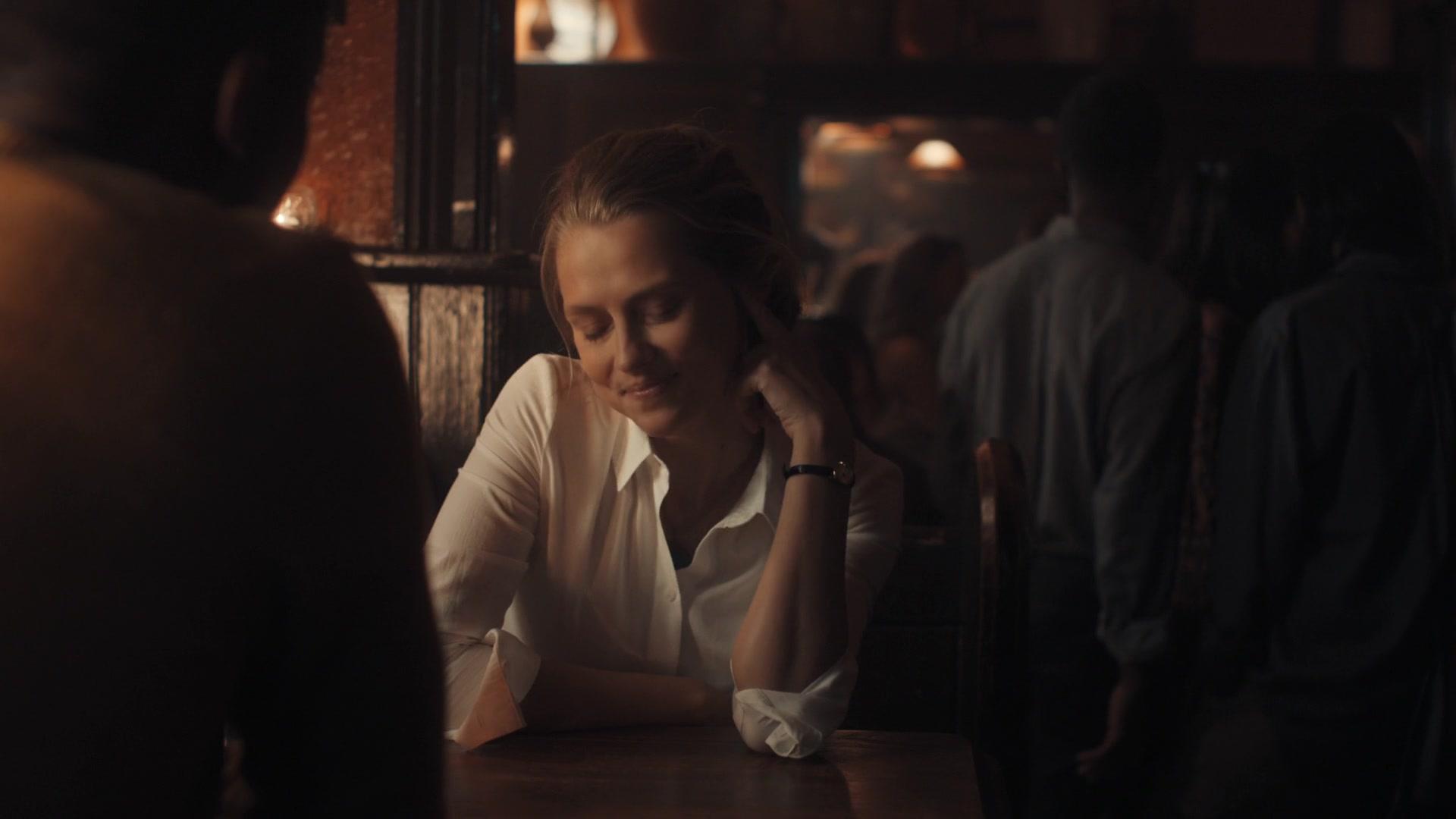 A_Discovery_of_Witches_S01E01_1080p_ATP_4539.jpg