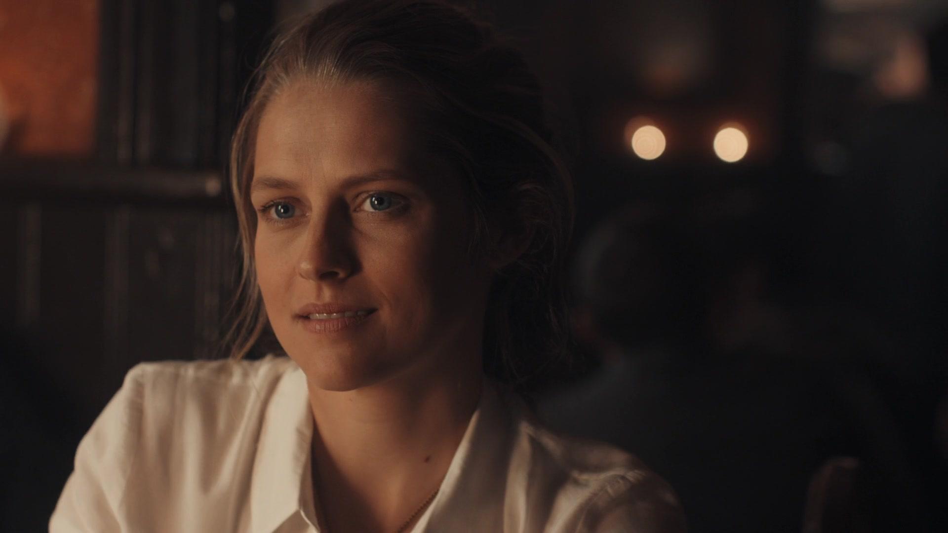 A_Discovery_of_Witches_S01E01_1080p_ATP_4664.jpg A_Discovery_of_Witches_S01E01_1080p_ATP_4664.jpg