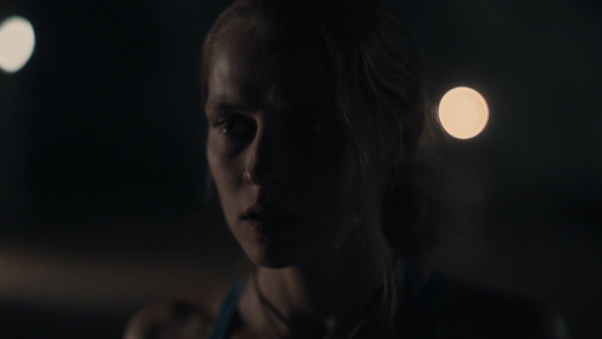 A_Discovery_of_Witches_S01E01_1080p_ATP_6527.jpg