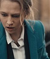 A_Discovery_of_Witches_S01E01_1080p_ATP_0446.jpg