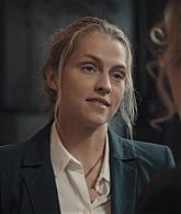 A_Discovery_of_Witches_S01E01_1080p_ATP_0710.jpg
