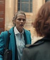 A_Discovery_of_Witches_S01E01_1080p_ATP_1956.jpg