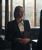 A_Discovery_of_Witches_S01E01_1080p_ATP_3823.jpg