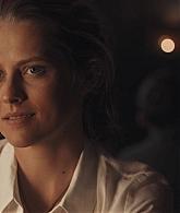 A_Discovery_of_Witches_S01E01_1080p_ATP_4662.jpg