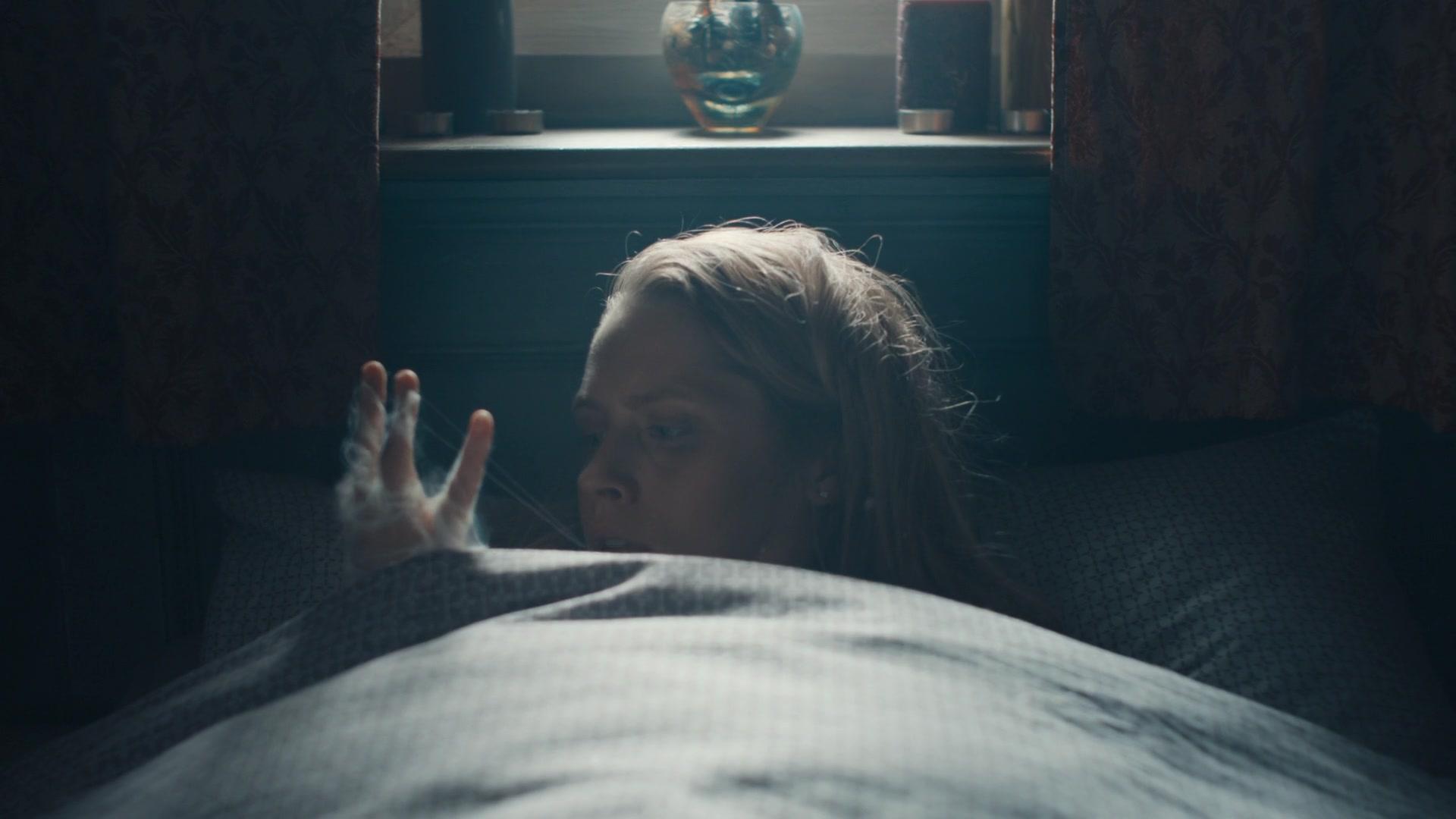 A_Discovery_of_Witches_S01E02_1080p_ATP_0749.jpg