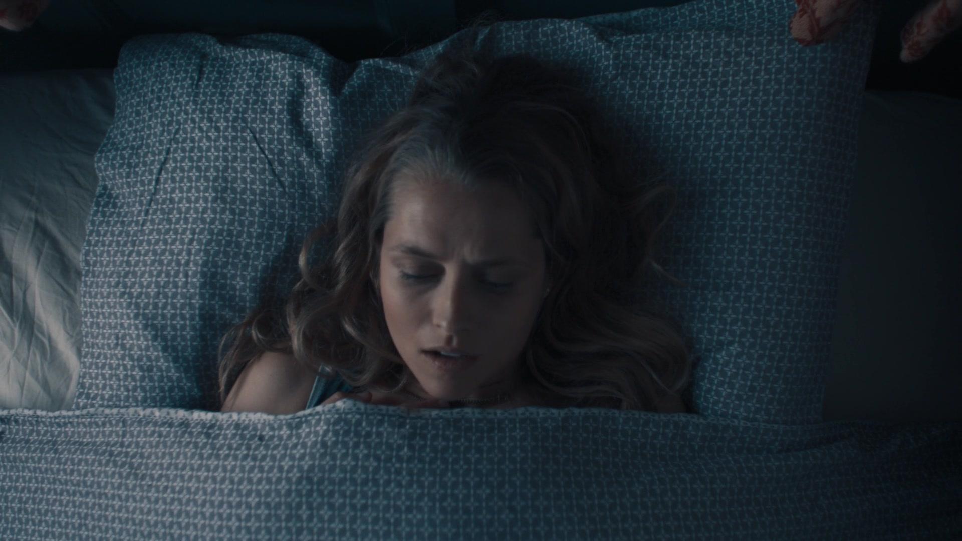 A_Discovery_of_Witches_S01E02_1080p_ATP_0781.jpg A_Discovery_of_Witches_S01E02_1080p_ATP_0781.jpg