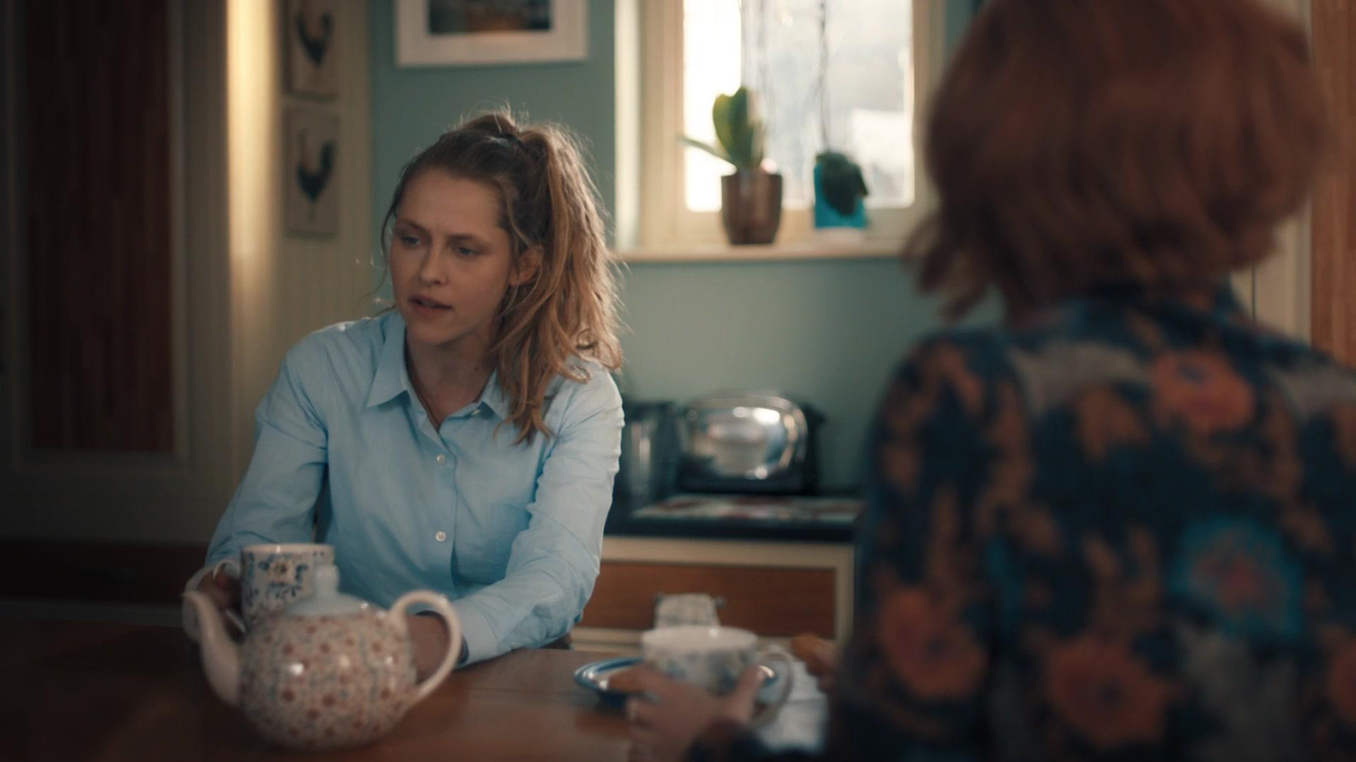 A_Discovery_of_Witches_S01E02_1080p_ATP_2439.jpg