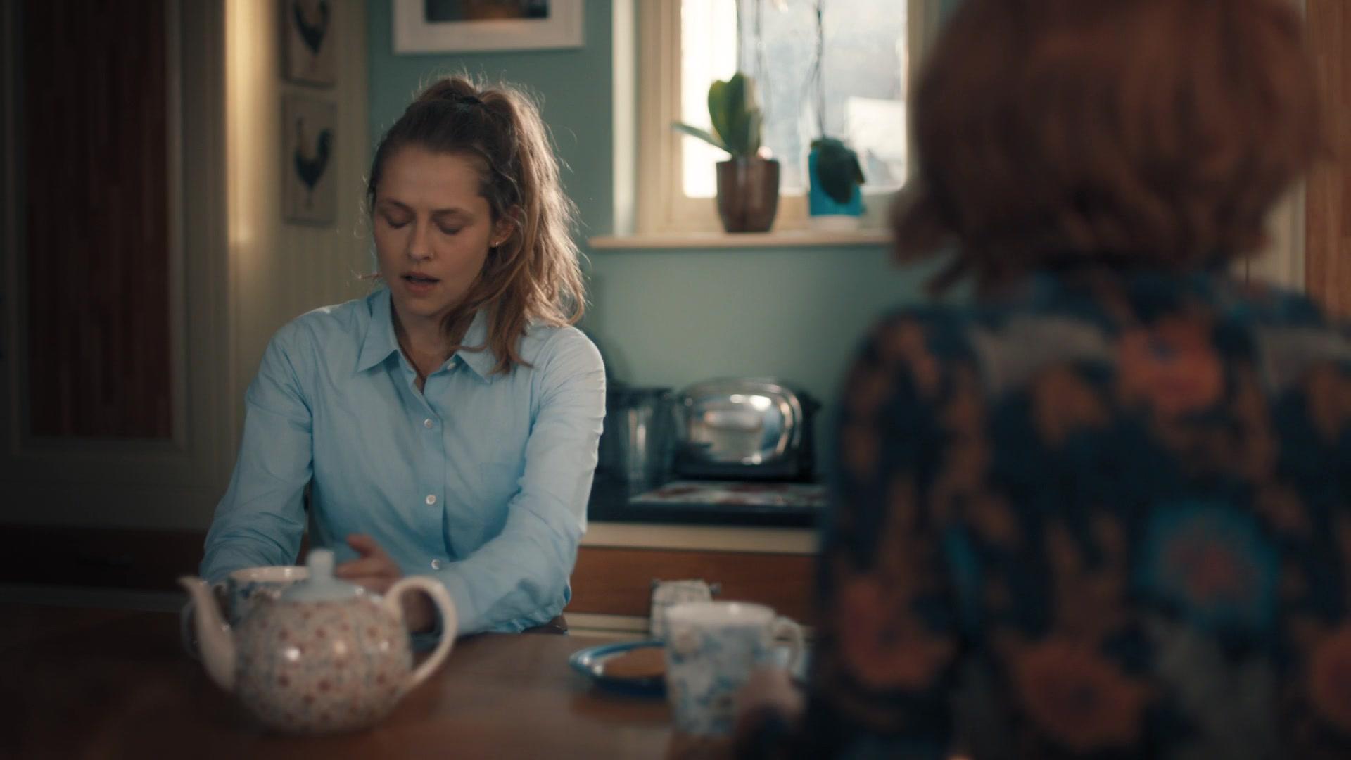 A_Discovery_of_Witches_S01E02_1080p_ATP_2632.jpg