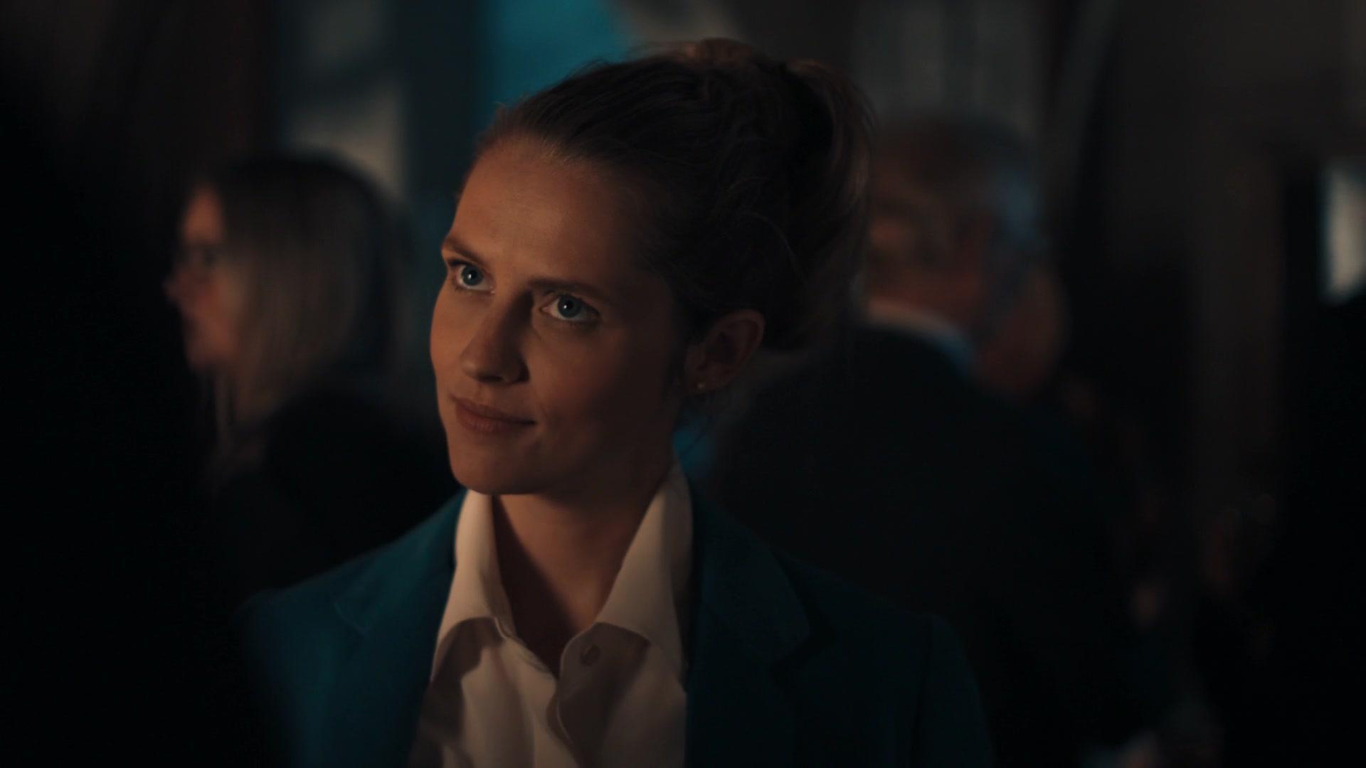 A_Discovery_of_Witches_S01E02_1080p_ATP_3887.jpg