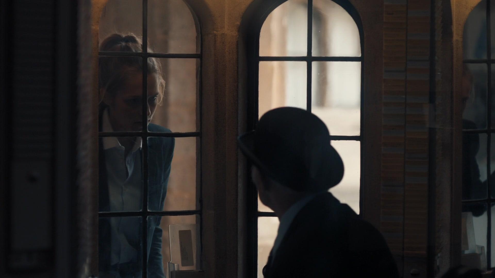 A_Discovery_of_Witches_S01E02_1080p_ATP_4632.jpg
