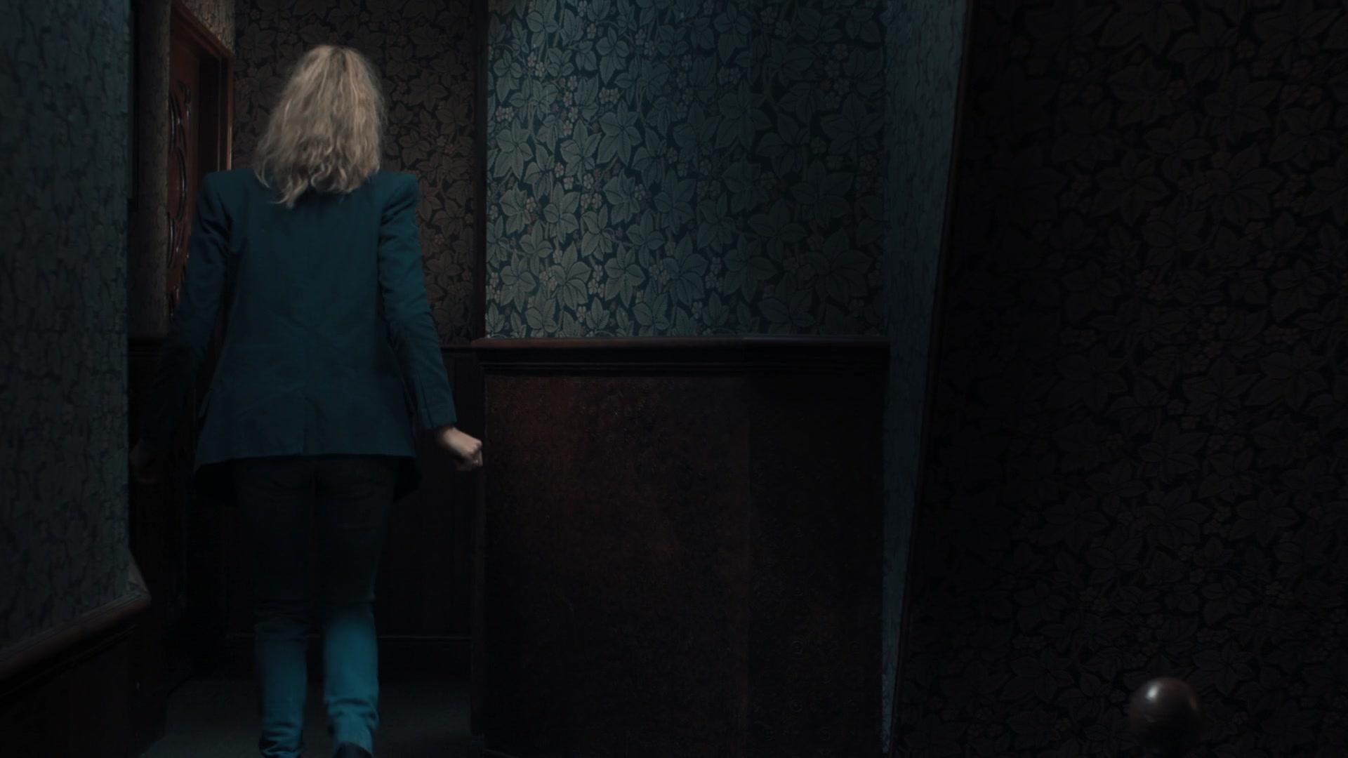 A_Discovery_of_Witches_S01E02_1080p_ATP_4668.jpg