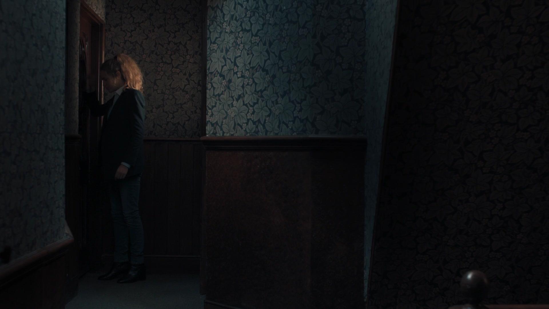 A_Discovery_of_Witches_S01E02_1080p_ATP_4683.jpg