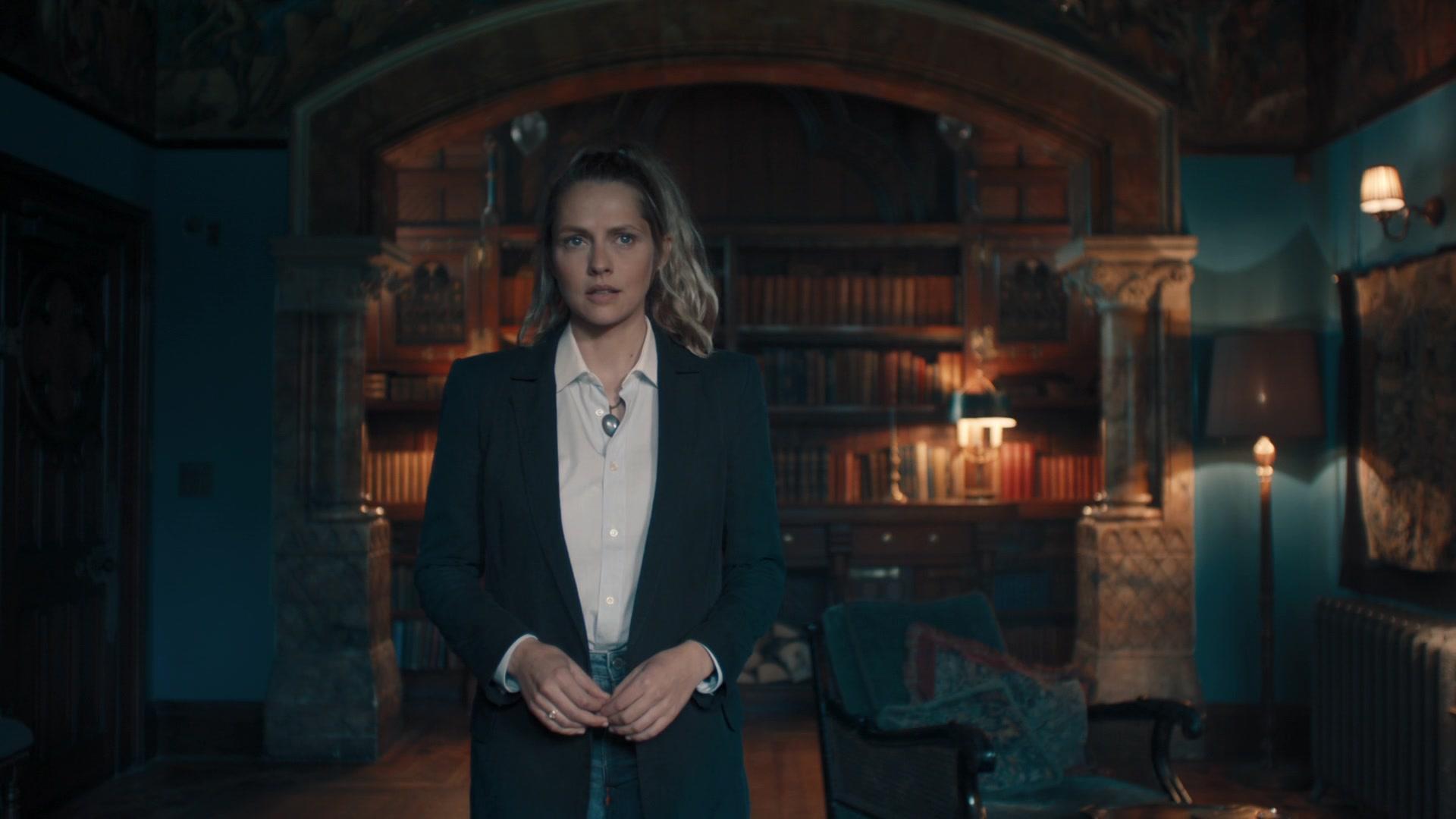 A_Discovery_of_Witches_S01E02_1080p_ATP_4949.jpg