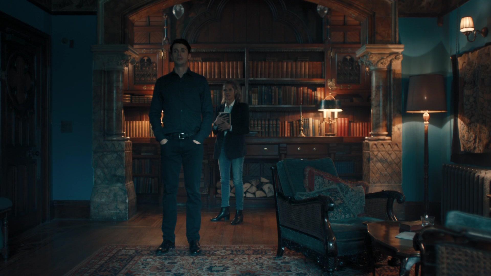 A_Discovery_of_Witches_S01E02_1080p_ATP_5152.jpg A_Discovery_of_Witches_S01E02_1080p_ATP_5152.jpg
