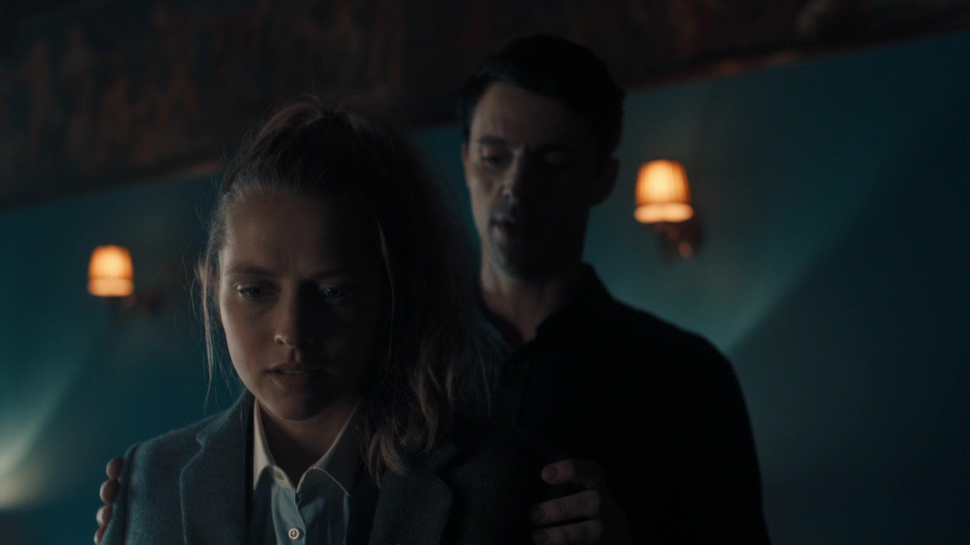 A_Discovery_of_Witches_S01E02_1080p_ATP_5308.jpg