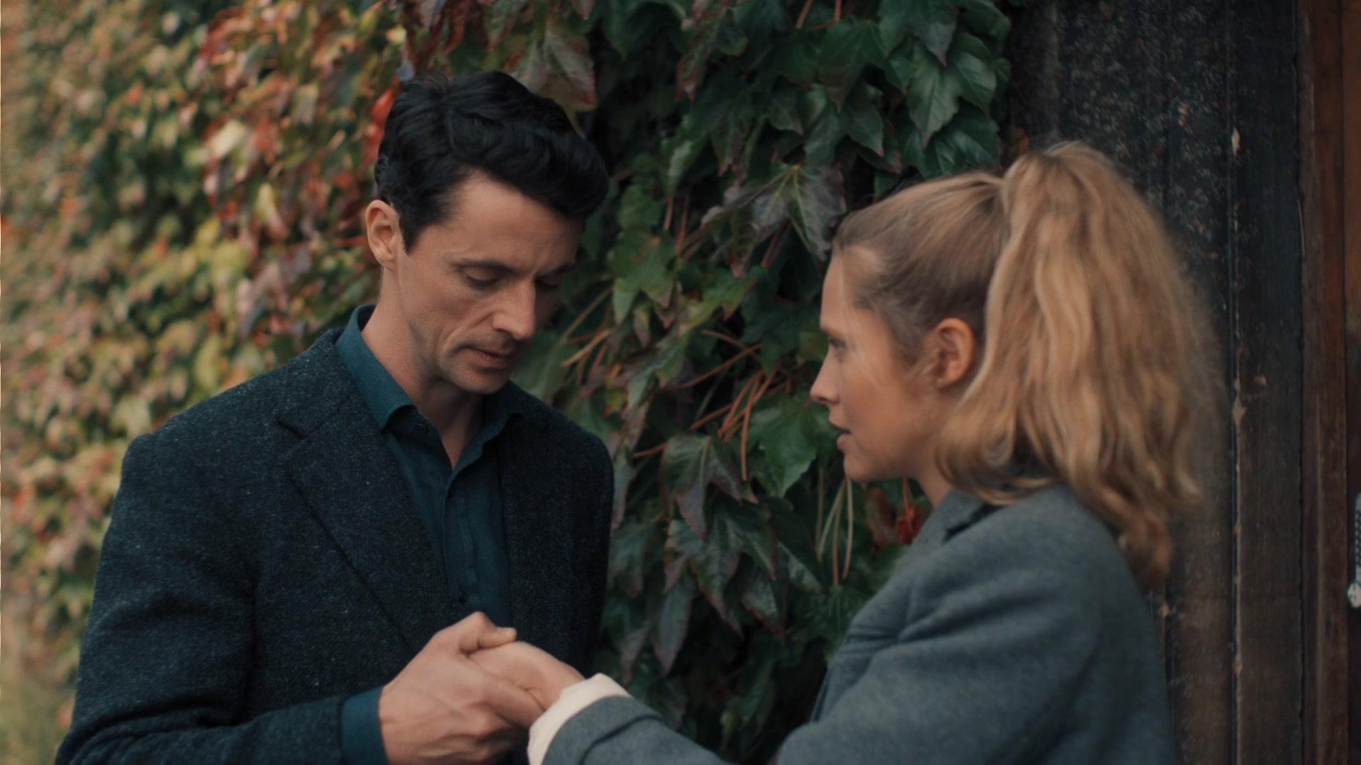 A_Discovery_of_Witches_S01E02_1080p_ATP_6216.jpg