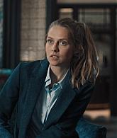 A_Discovery_of_Witches_S01E02_1080p_ATP_2024.jpg