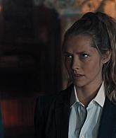 A_Discovery_of_Witches_S01E02_1080p_ATP_5274.jpg