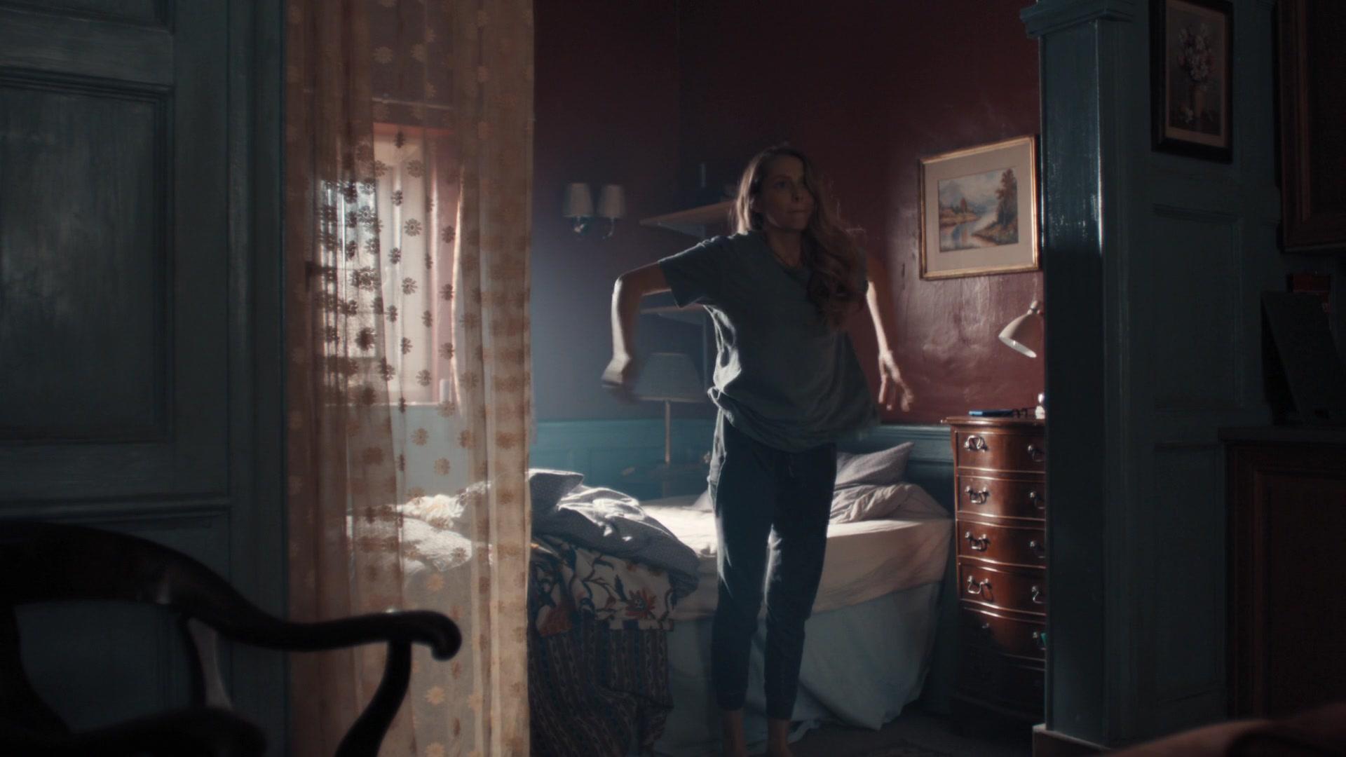 A_Discovery_of_Witches_S01E03_1080p_ATP_0119.jpg A_Discovery_of_Witches_S01E03_1080p_ATP_0119.jpg