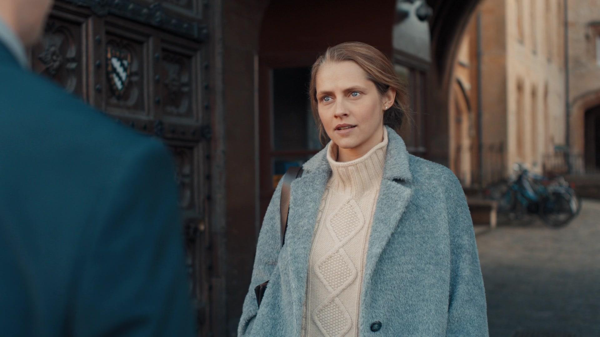 A_Discovery_of_Witches_S01E03_1080p_ATP_0181.jpg