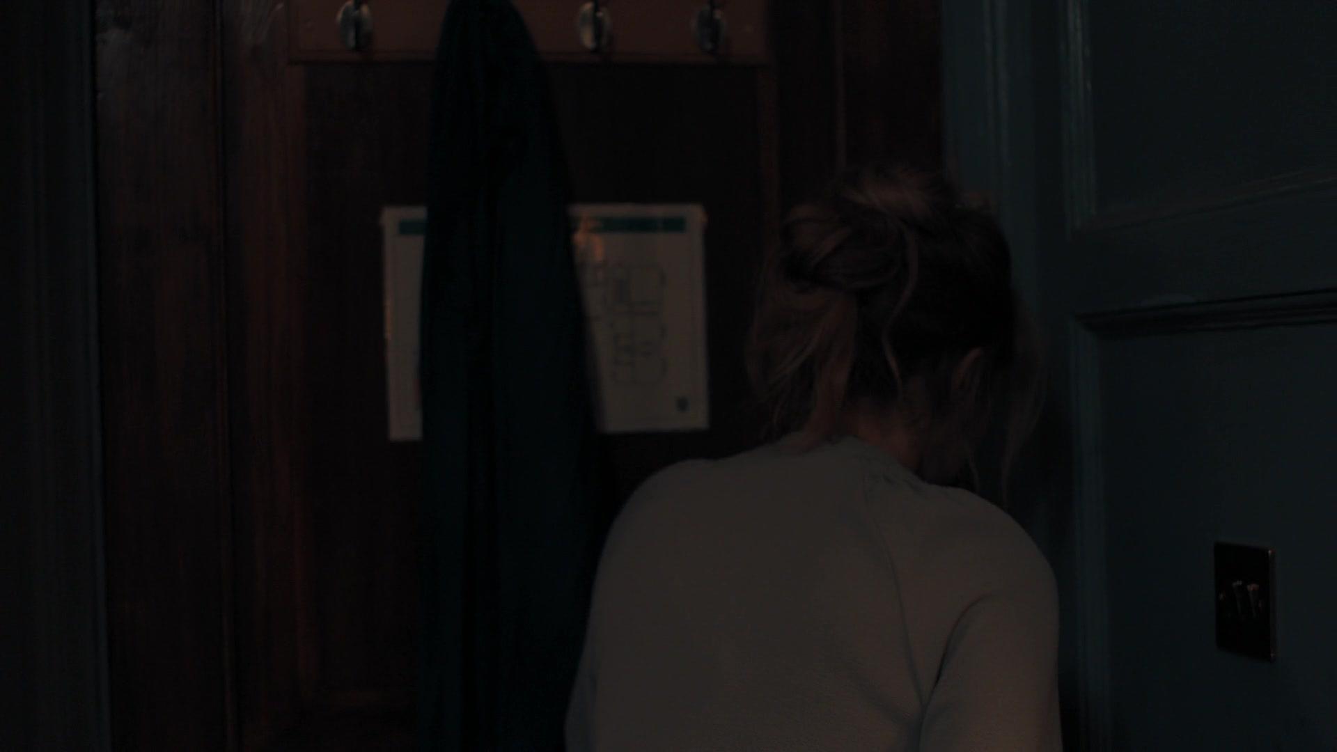 A_Discovery_of_Witches_S01E03_1080p_ATP_3556.jpg A_Discovery_of_Witches_S01E03_1080p_ATP_3556.jpg