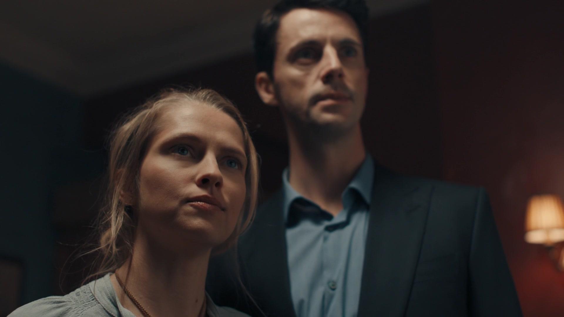 A_Discovery_of_Witches_S01E03_1080p_ATP_3639.jpg A_Discovery_of_Witches_S01E03_1080p_ATP_3639.jpg
