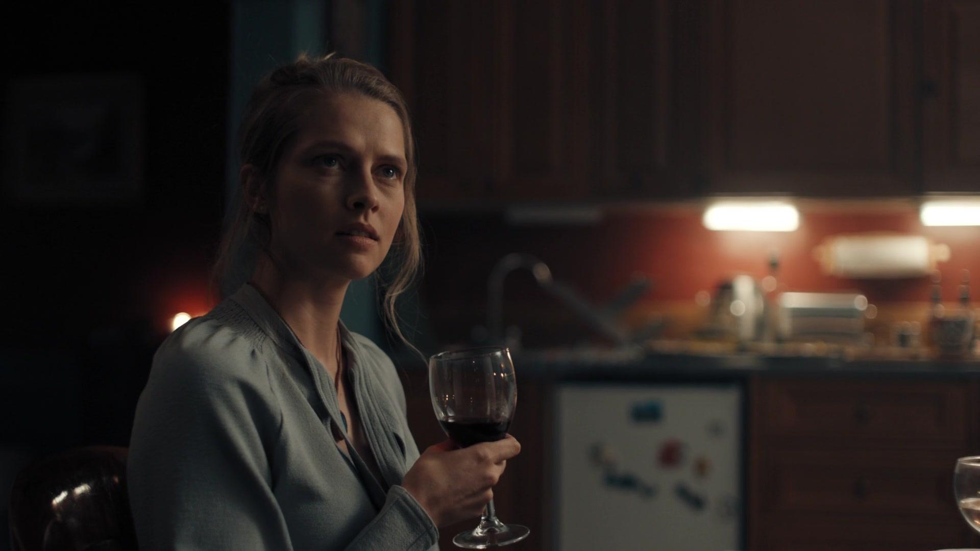 A_Discovery_of_Witches_S01E03_1080p_ATP_4043.jpg A_Discovery_of_Witches_S01E03_1080p_ATP_4043.jpg