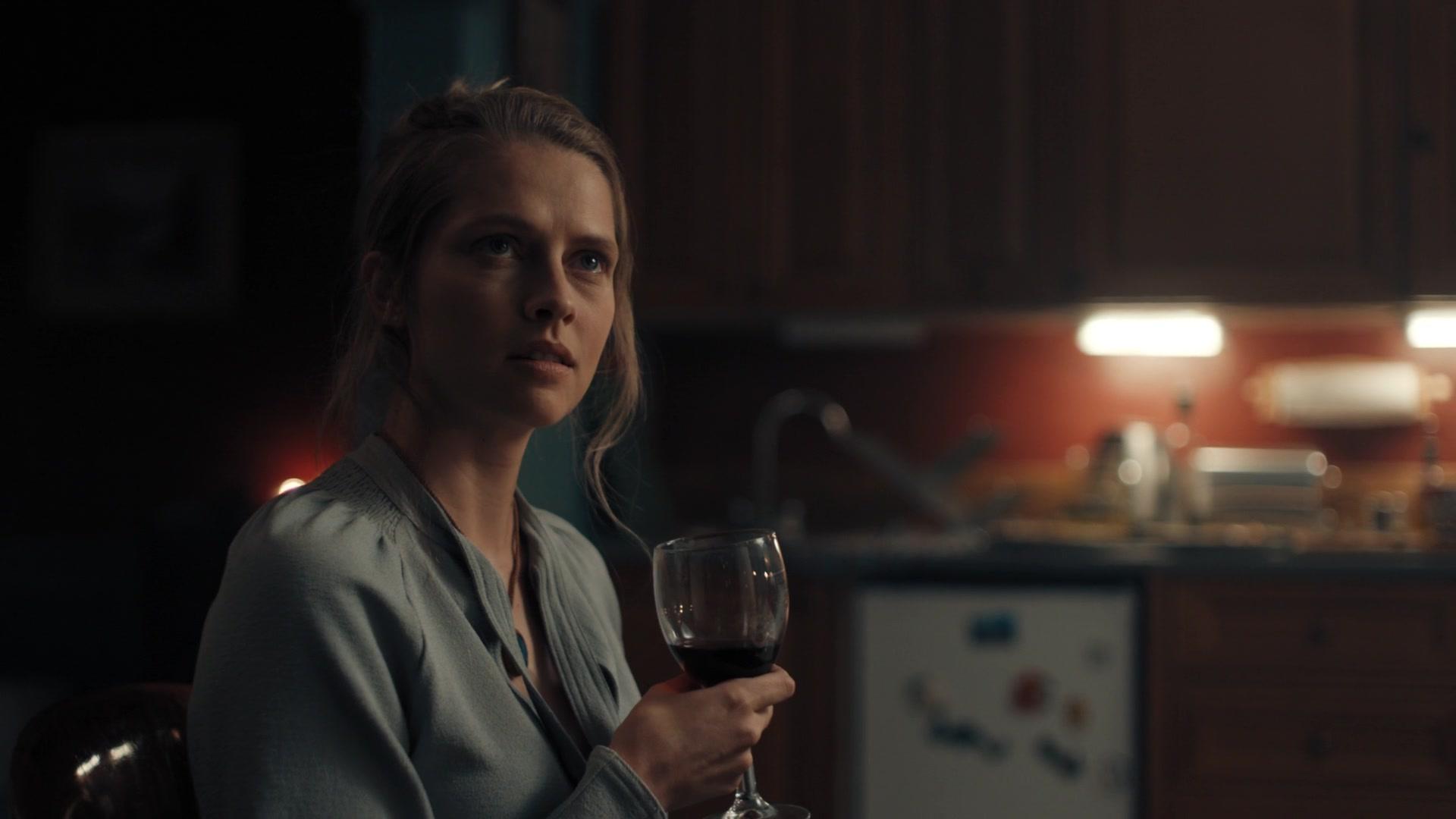 A_Discovery_of_Witches_S01E03_1080p_ATP_4045.jpg A_Discovery_of_Witches_S01E03_1080p_ATP_4045.jpg