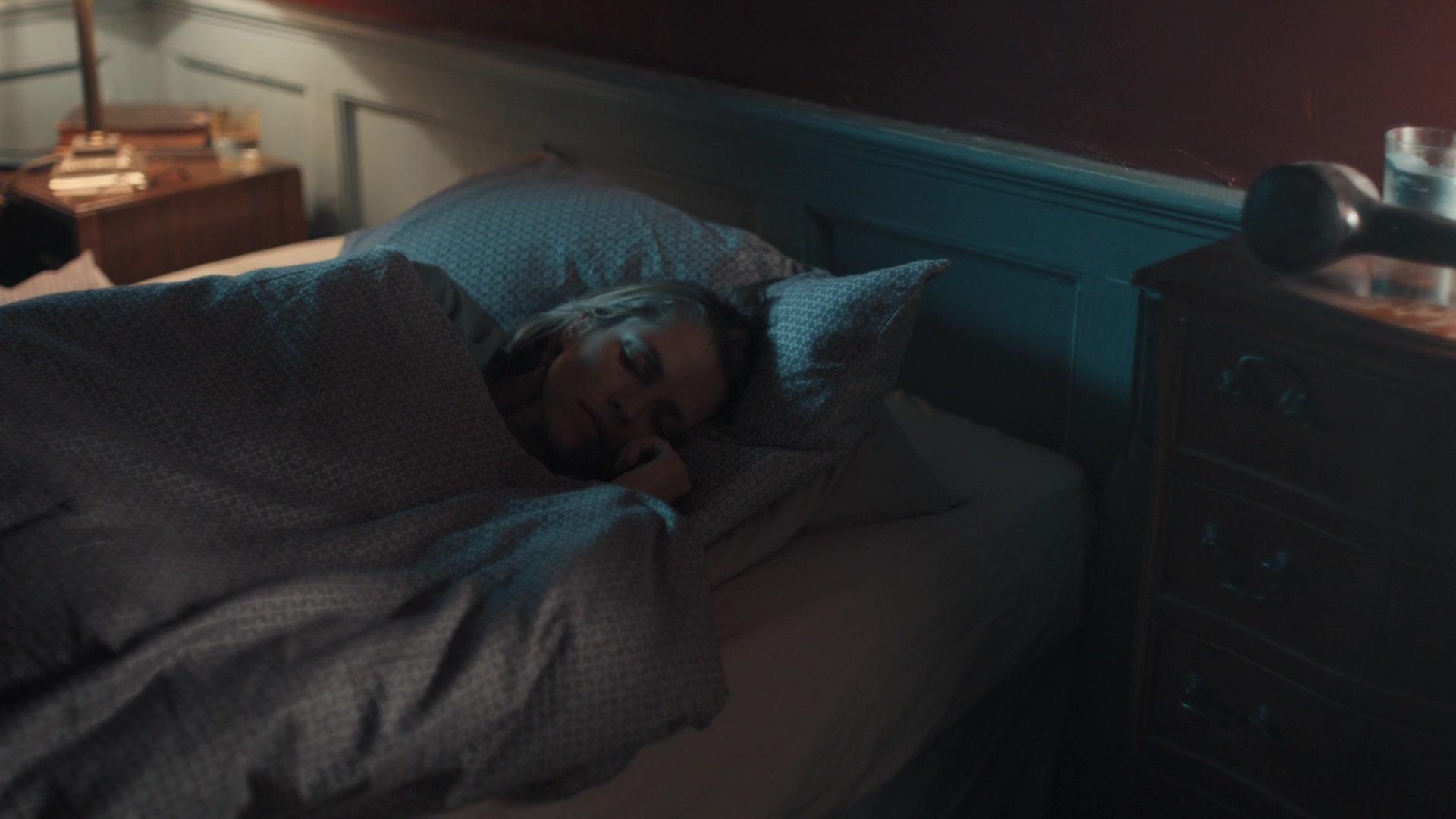 A_Discovery_of_Witches_S01E03_1080p_ATP_5446.jpg A_Discovery_of_Witches_S01E03_1080p_ATP_5446.jpg