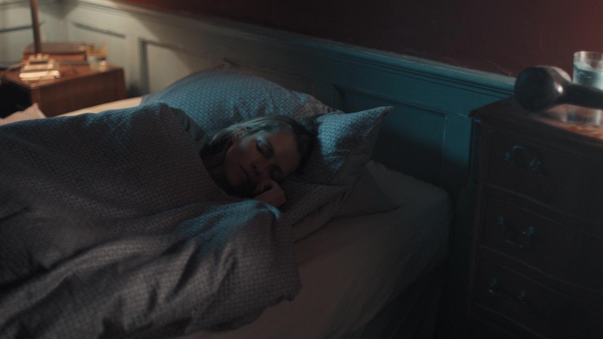 A_Discovery_of_Witches_S01E03_1080p_ATP_5447.jpg A_Discovery_of_Witches_S01E03_1080p_ATP_5447.jpg