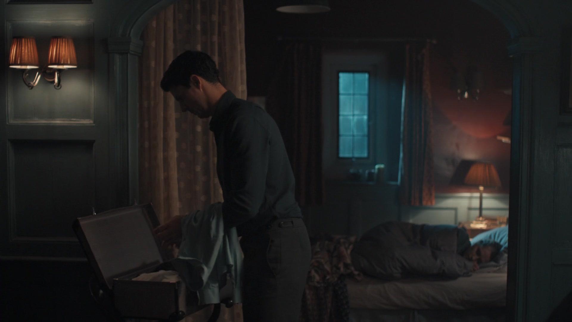A_Discovery_of_Witches_S01E03_1080p_ATP_5491.jpg A_Discovery_of_Witches_S01E03_1080p_ATP_5491.jpg